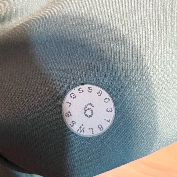 Lululemon fast & Free 7/8 tight II nulux 25” (stock pic is just to show style) - Picture 2 of 11